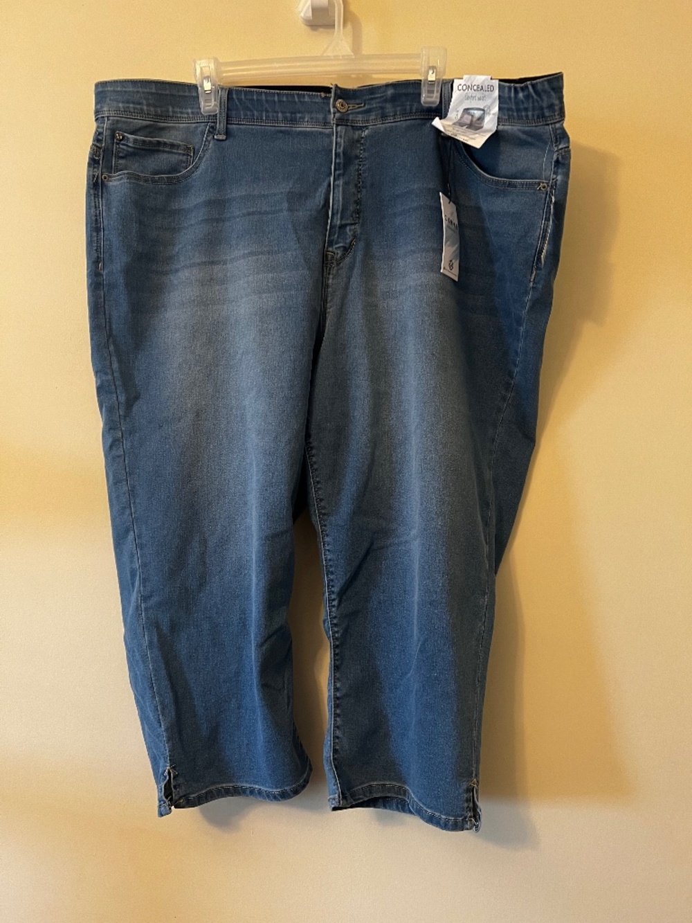 Curve Appeal 24W Jean Capri